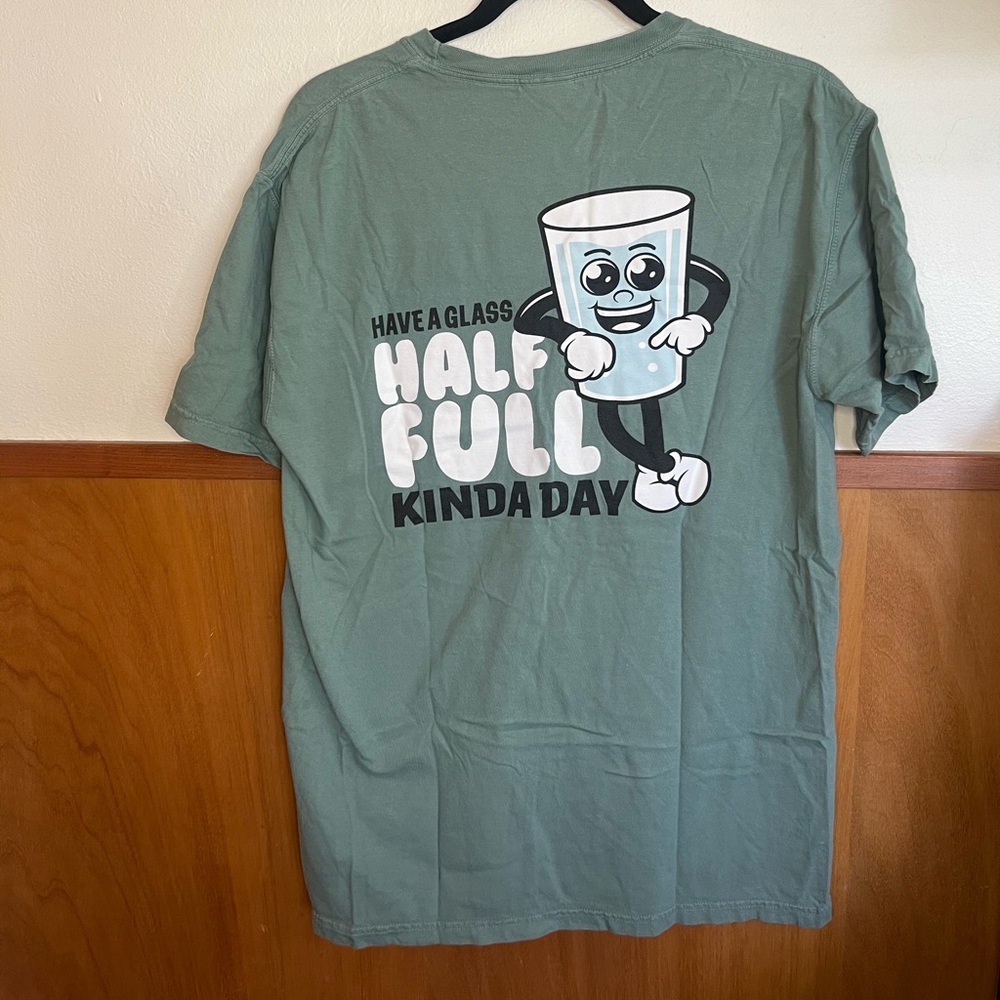 Tee